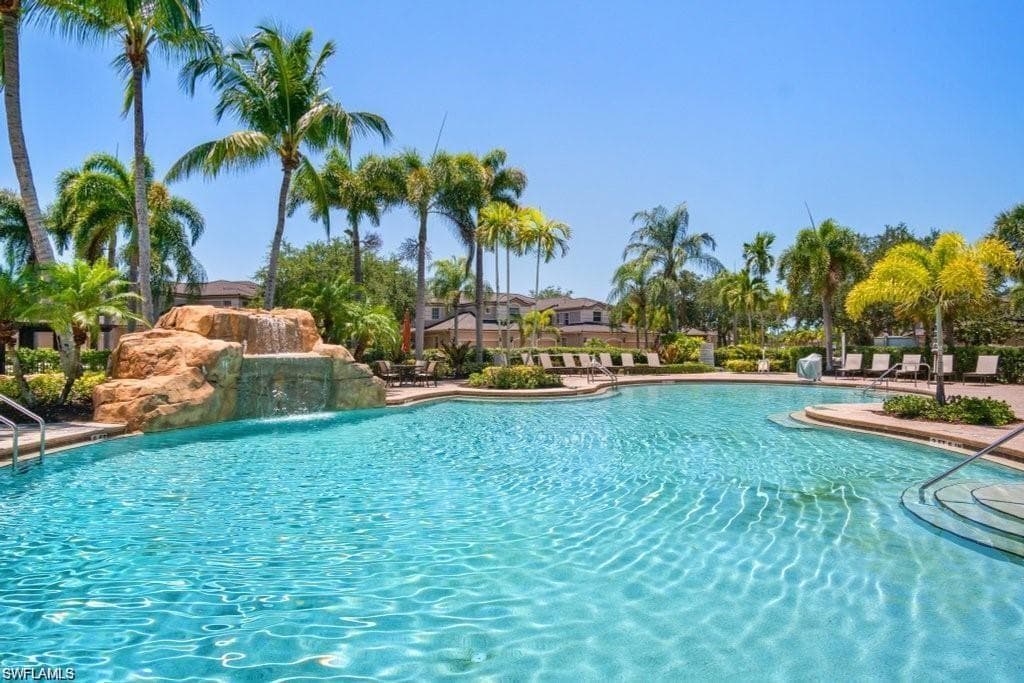 721 Regency Reserve Cir 5701, Naples, FL 34119-17