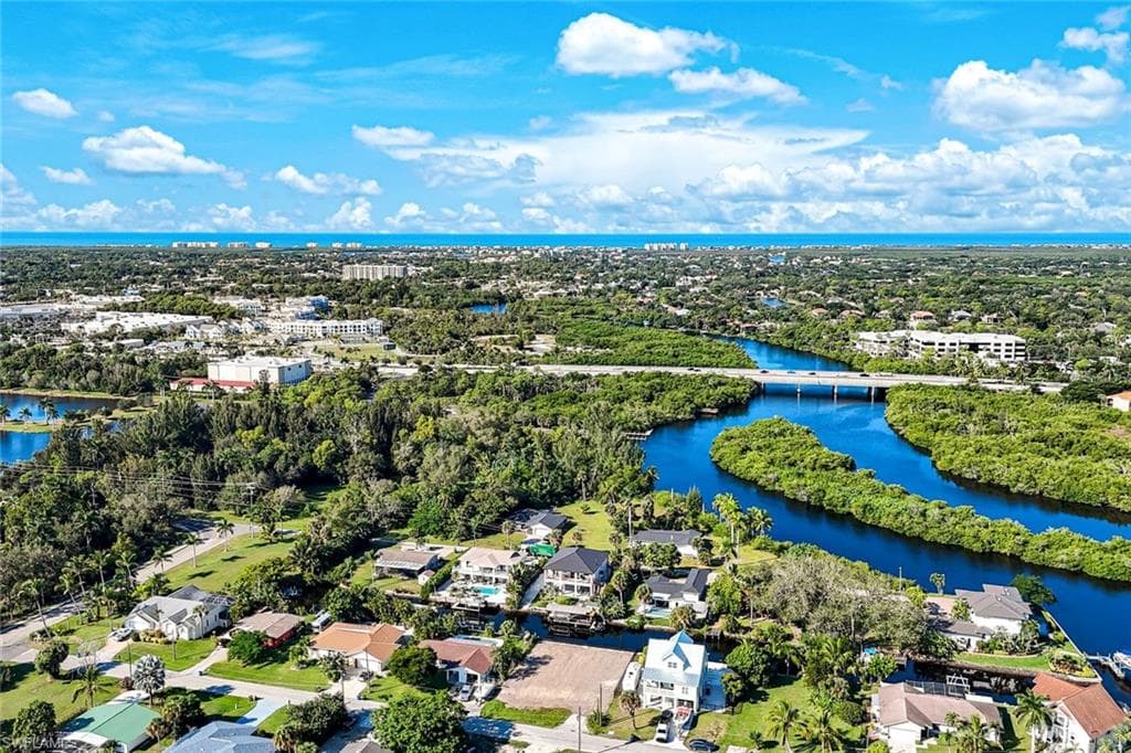 27281 Buccaneer Dr, Bonita Springs, FL 34135-13