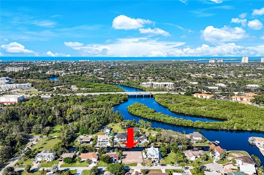 27281 Buccaneer Dr, Bonita Springs, FL 34135-1