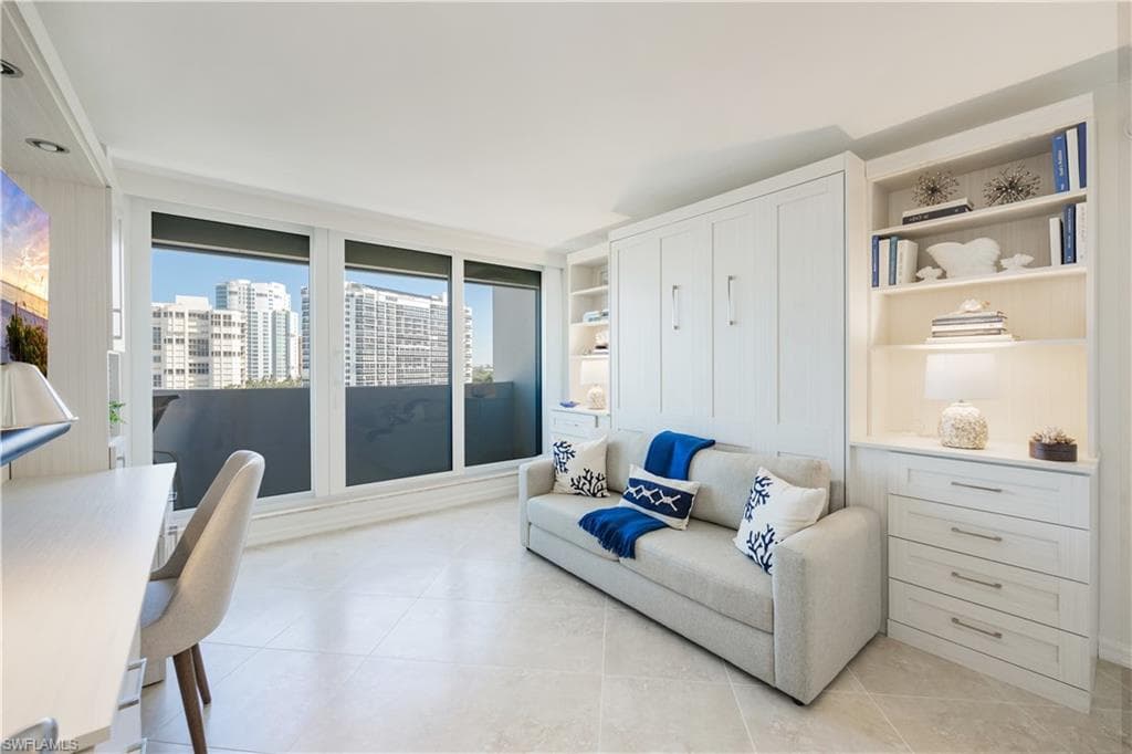 4005 Gulf Shore Blvd N 705, Naples, FL 34103-13