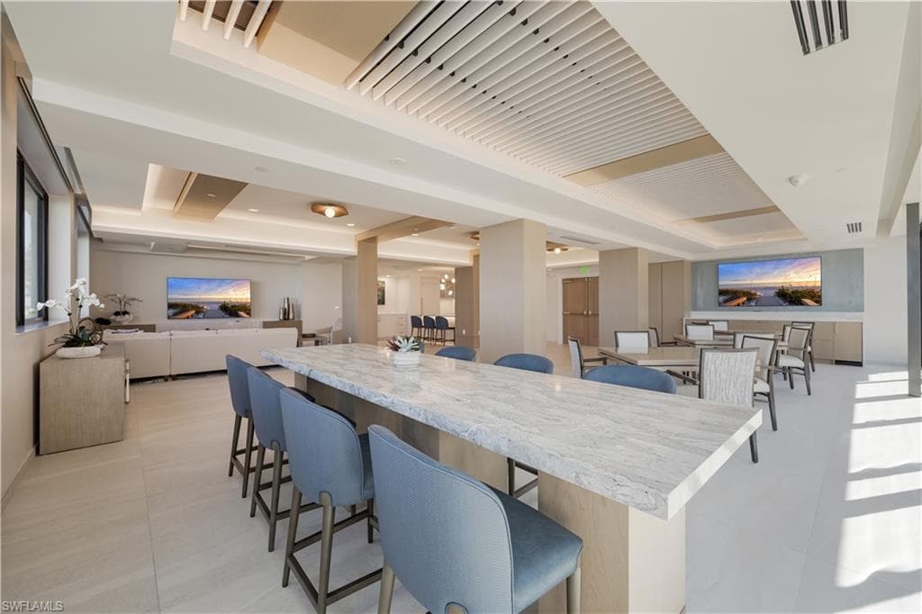 4005 Gulf Shore Blvd N 705, Naples, FL 34103-23