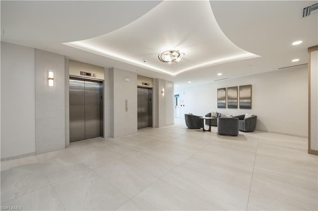 4005 Gulf Shore Blvd N 705, Naples, FL 34103-2