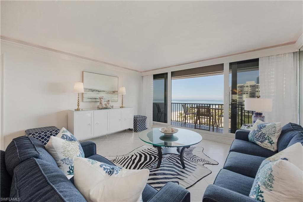 4005 Gulf Shore Blvd N 705, Naples, FL 34103-3