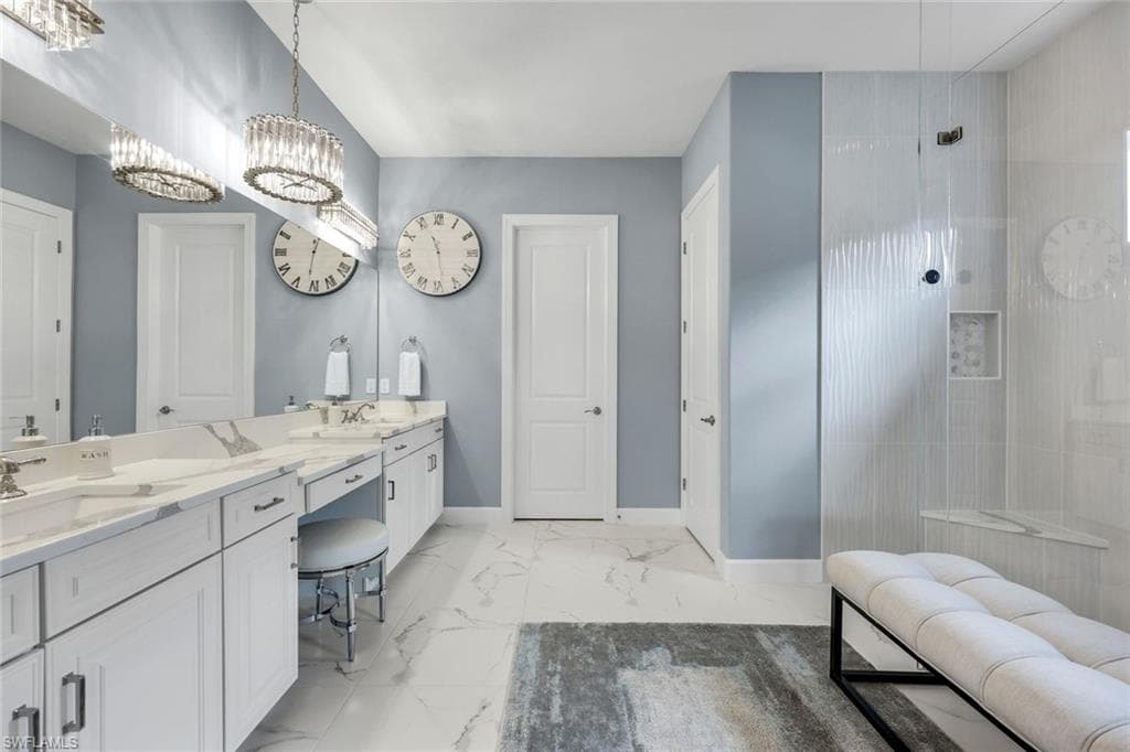 9223 Rialto Ln, Naples, FL 34119-16