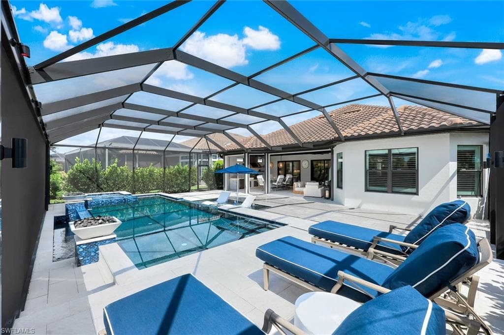 9223 Rialto Ln, Naples, FL 34119-29