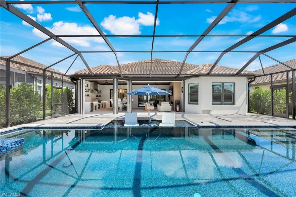 9223 Rialto Ln, Naples, FL 34119-30