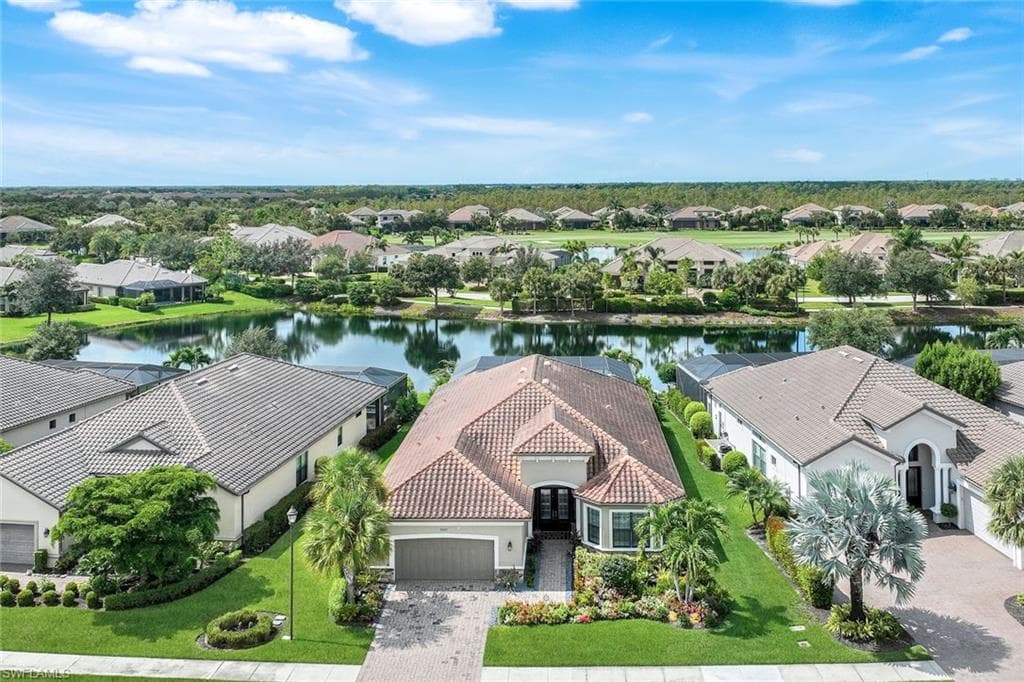 9223 Rialto Ln, Naples, FL 34119-33