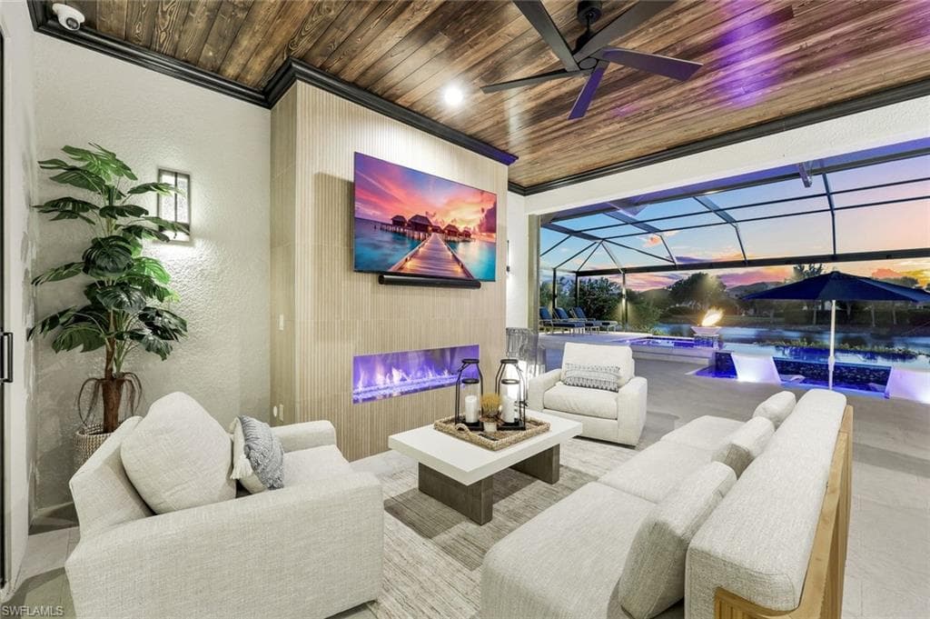 9223 Rialto Ln, Naples, FL 34119-41