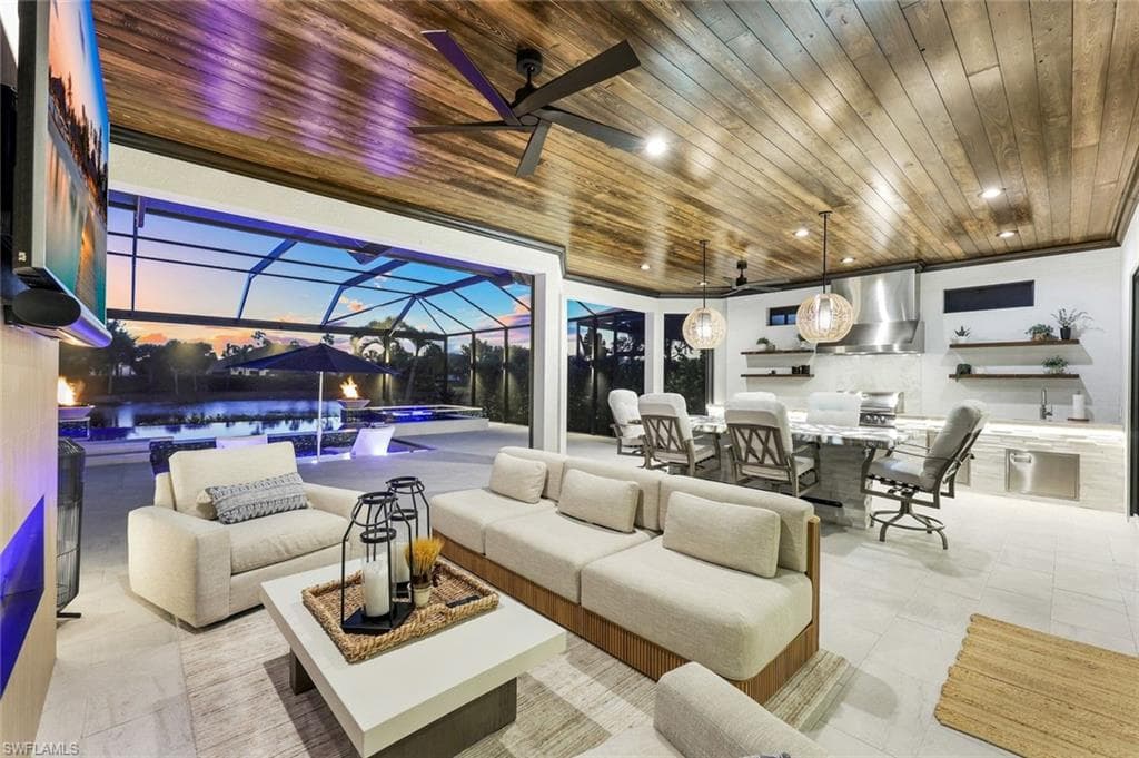 9223 Rialto Ln, Naples, FL 34119-42