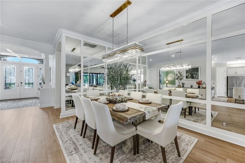 9223 Rialto Ln, Naples, FL 34119-5