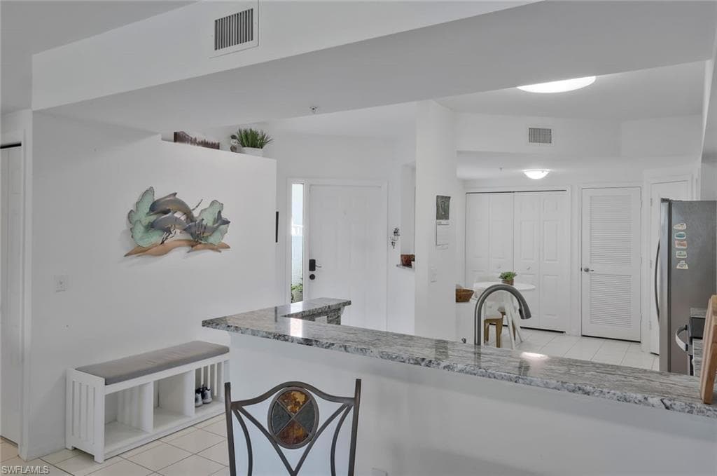 5440 Worthington Ln 103, Naples, FL 34110-15