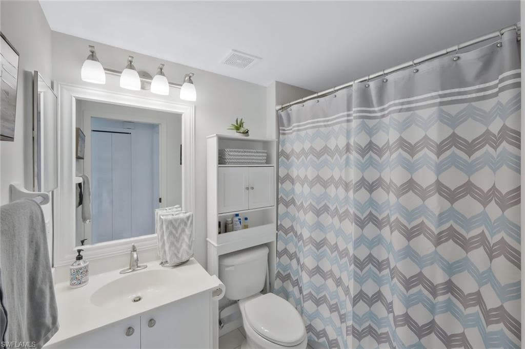 5440 Worthington Ln 103, Naples, FL 34110-24