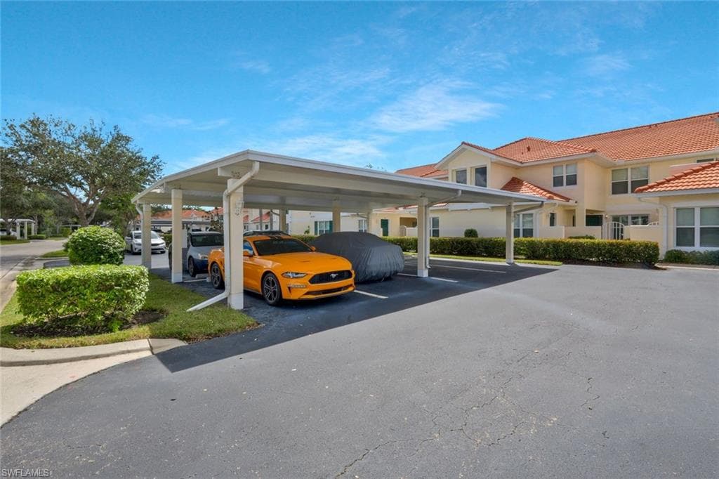 5440 Worthington Ln 103, Naples, FL 34110-39