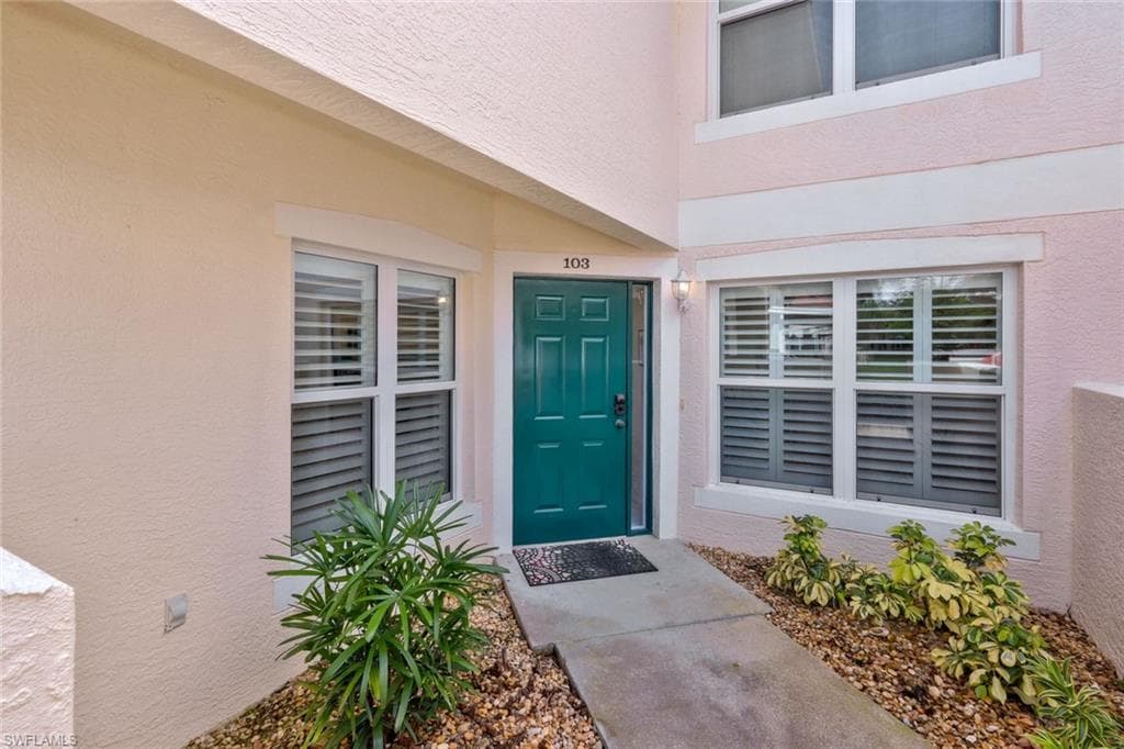 5440 Worthington Ln 103, Naples, FL 34110-4