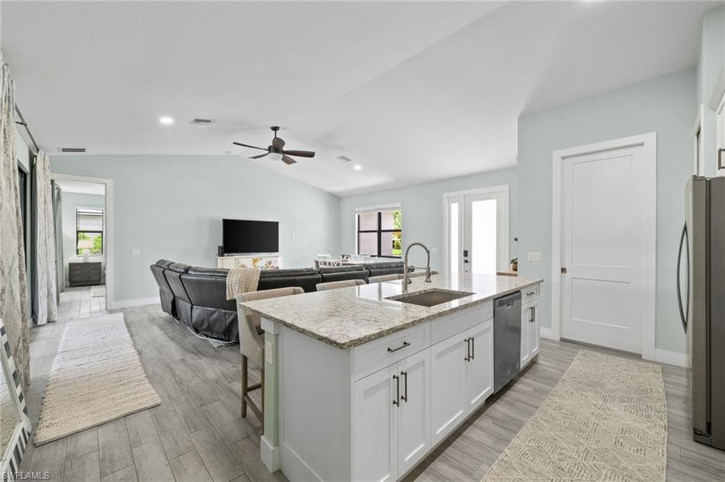 4657 Key Largo Ln, Bonita Springs, FL 34134-12