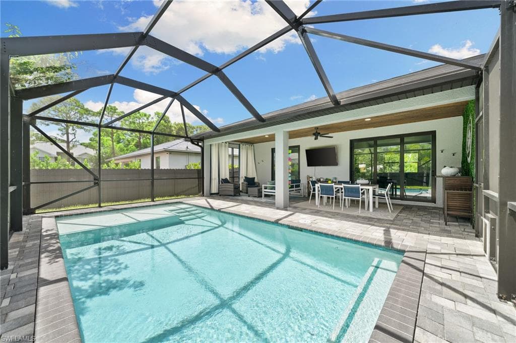 4657 Key Largo Ln, Bonita Springs, FL 34134-21