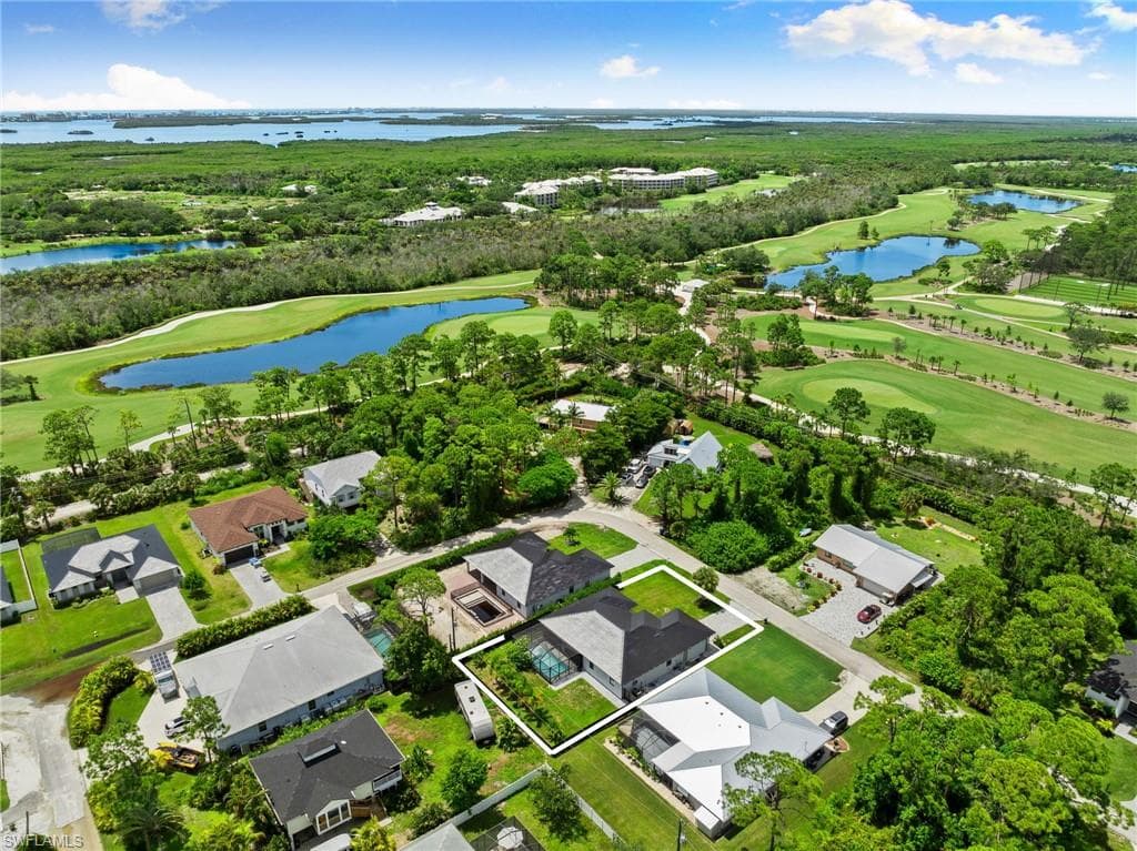 4657 Key Largo Ln, Bonita Springs, FL 34134-37