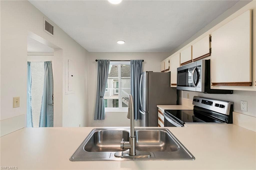 2189 San Marco Rd 3-201, Marco Island, FL 34145-13