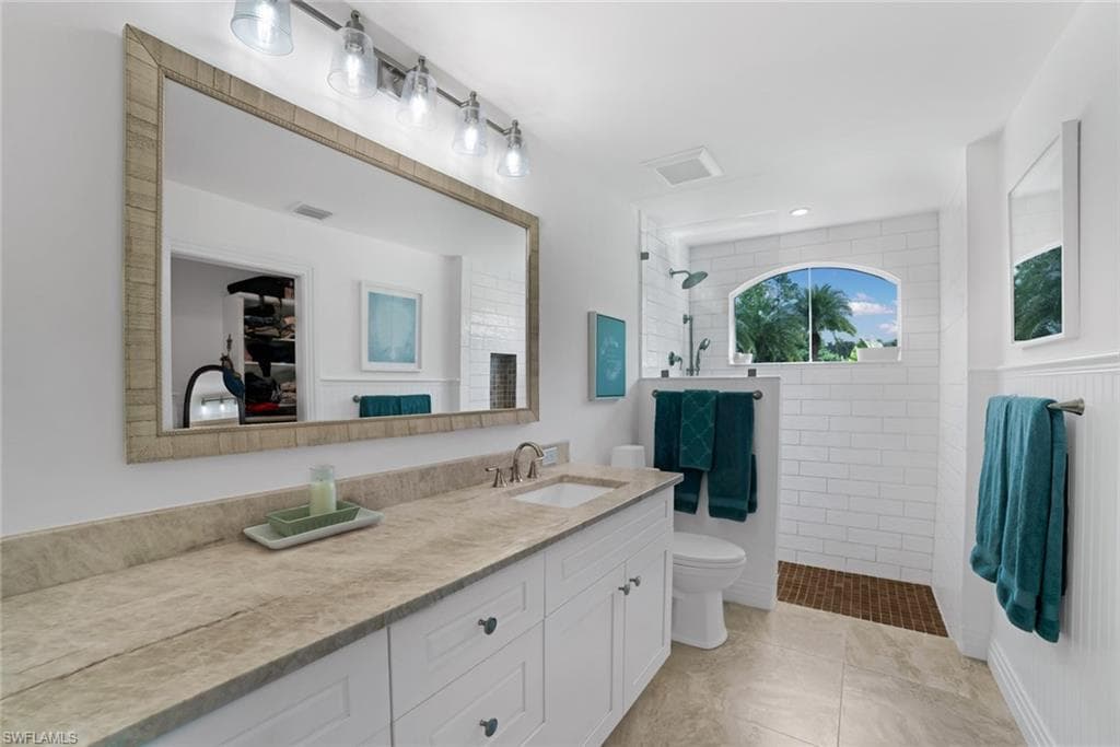 12901 Pond Apple Dr E, Naples, FL 34119-23