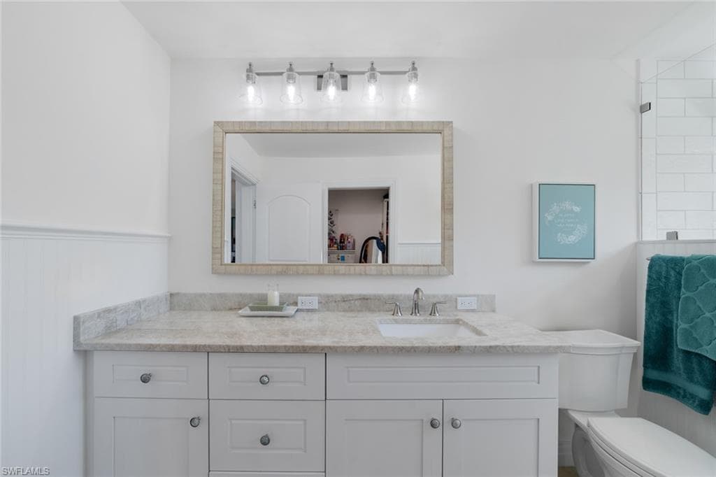 12901 Pond Apple Dr E, Naples, FL 34119-25