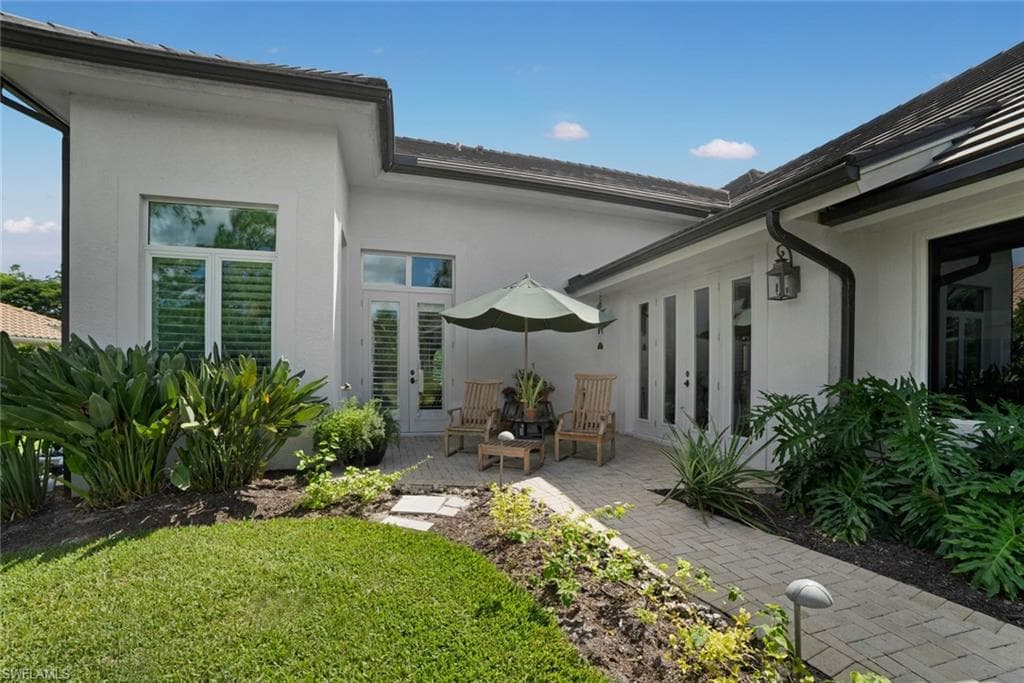 12901 Pond Apple Dr E, Naples, FL 34119-26