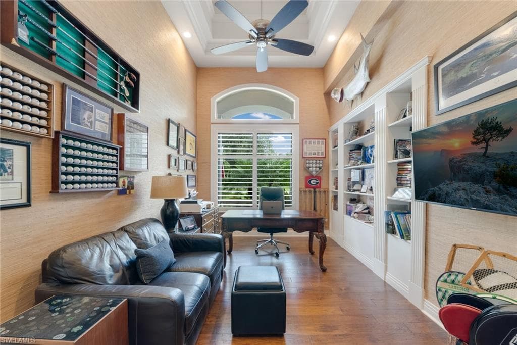 12901 Pond Apple Dr E, Naples, FL 34119-28