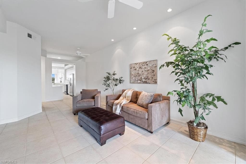 1845 Les Chateaux Blvd 303, Naples, FL 34109-14