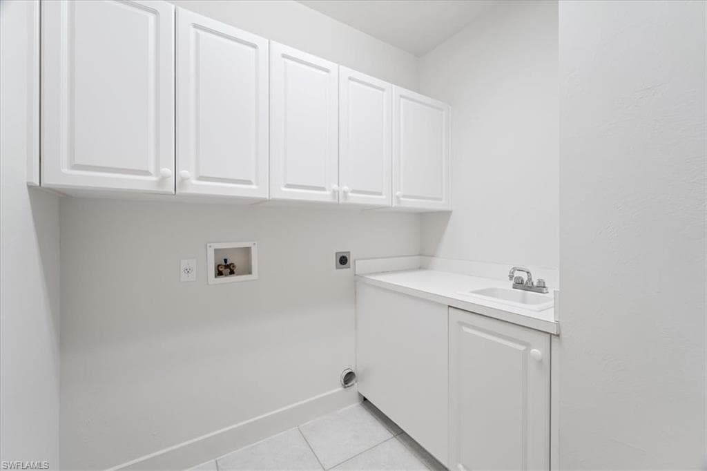 1845 Les Chateaux Blvd 303, Naples, FL 34109-29