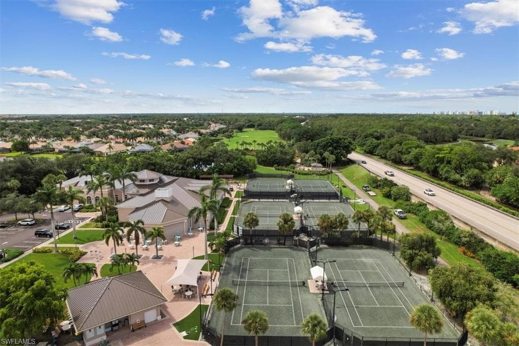 1845 Les Chateaux Blvd 303, Naples, FL 34109-38