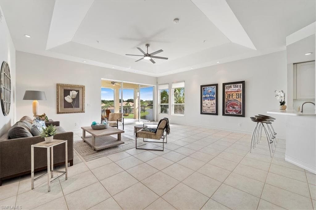 1845 Les Chateaux Blvd 303, Naples, FL 34109-3