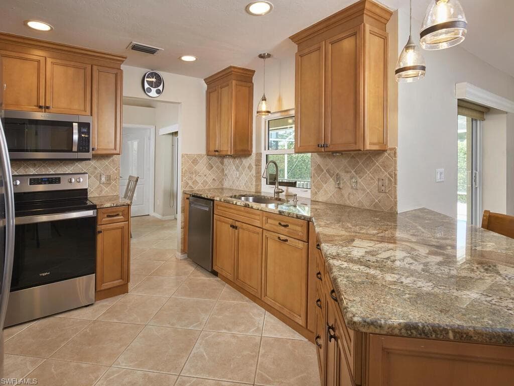 240 Columbus Way, Marco Island, FL 34145-8