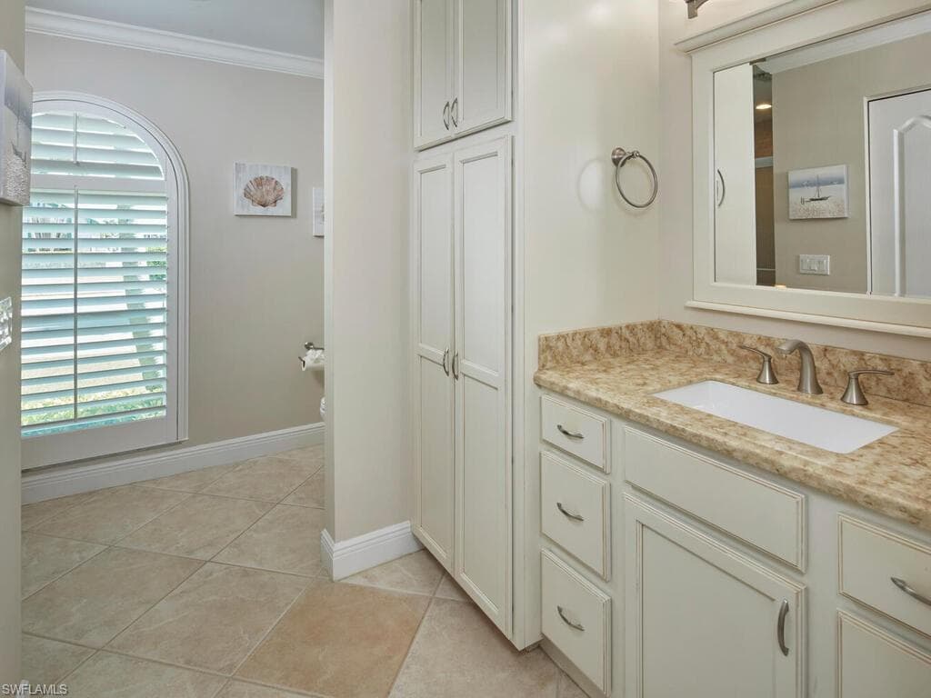 240 Columbus Way, Marco Island, FL 34145-14