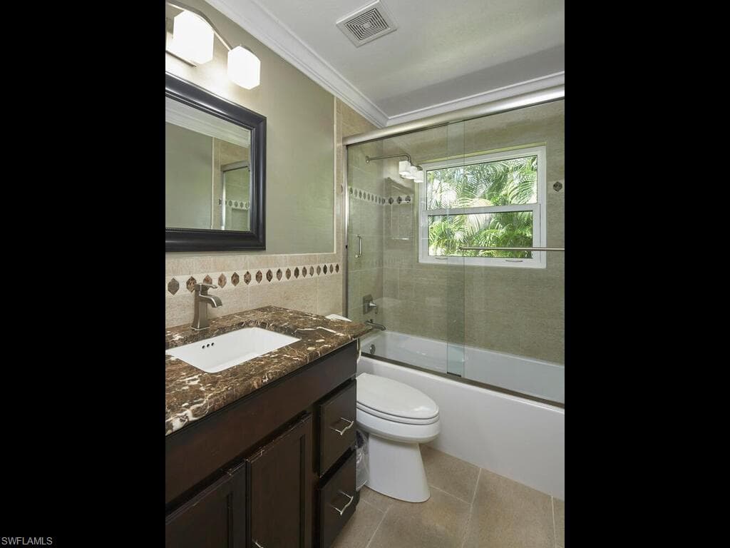 240 Columbus Way, Marco Island, FL 34145-16