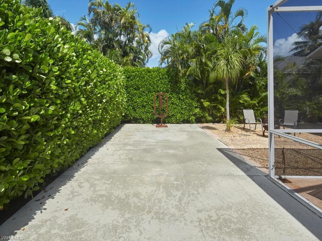 240 Columbus Way, Marco Island, FL 34145-21