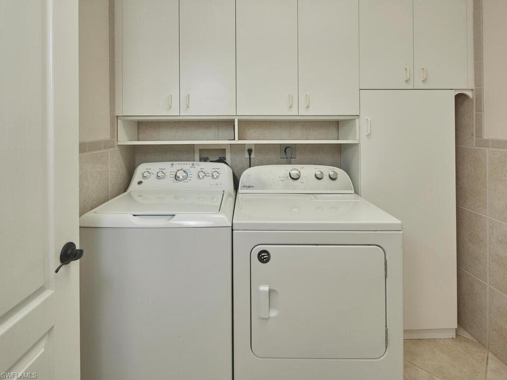 240 Columbus Way, Marco Island, FL 34145-22