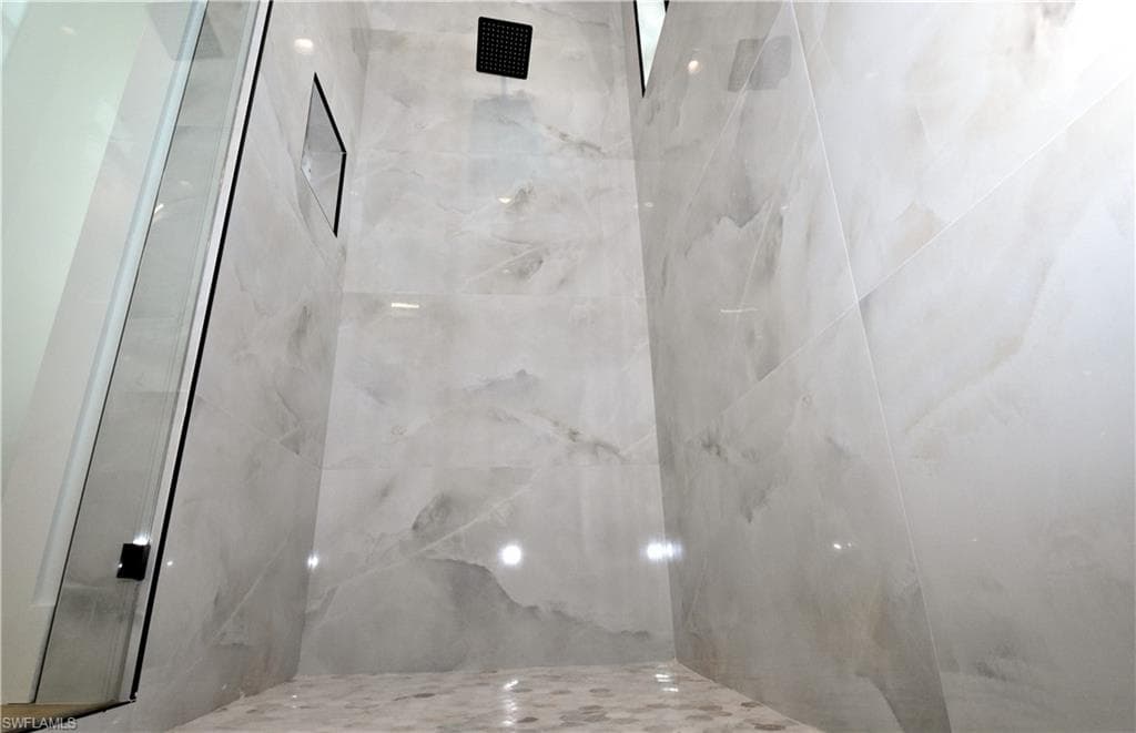 432 16 St SE, Naples, FL 34117-23