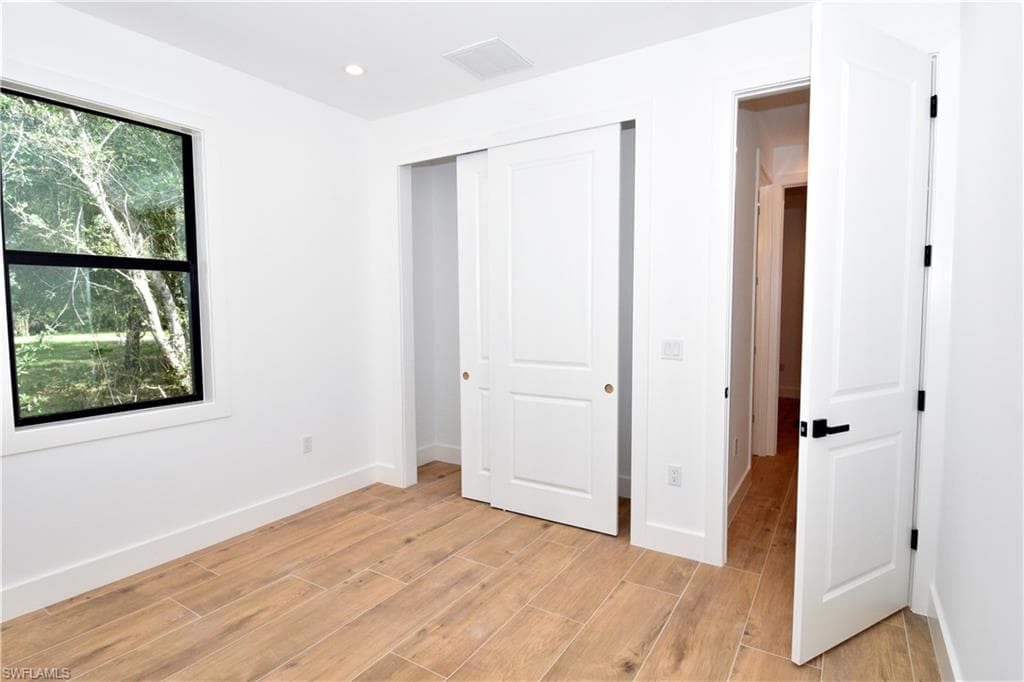 432 16 St SE, Naples, FL 34117-25