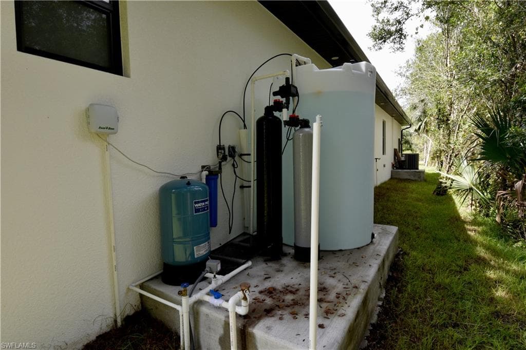 432 16 St SE, Naples, FL 34117-31