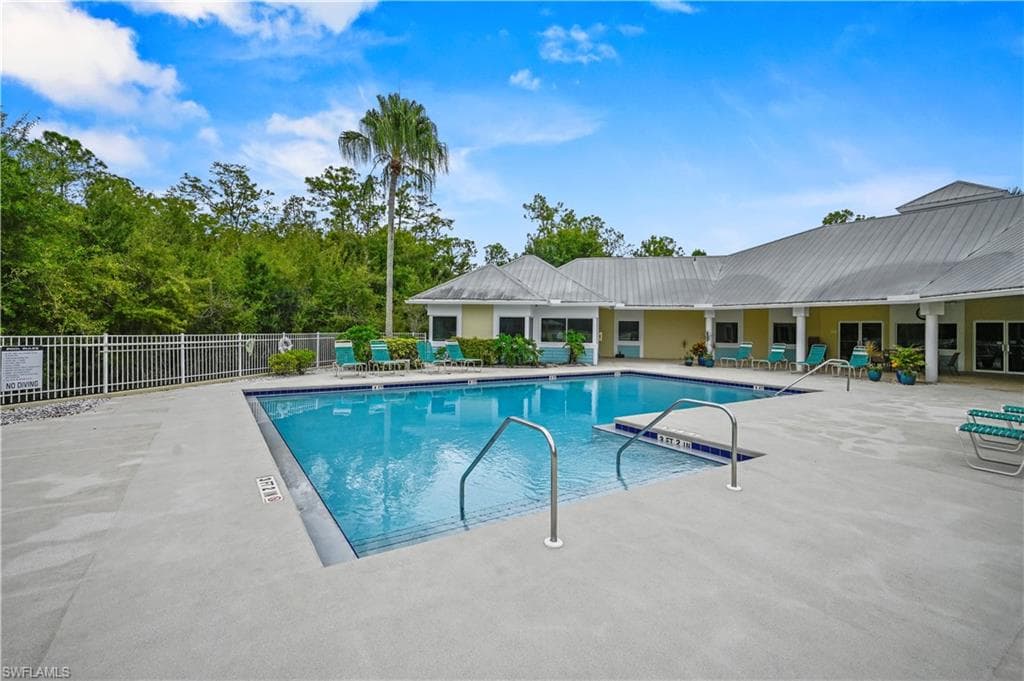 5551 Brightwood Dr, Fort Myers, FL 33905-26
