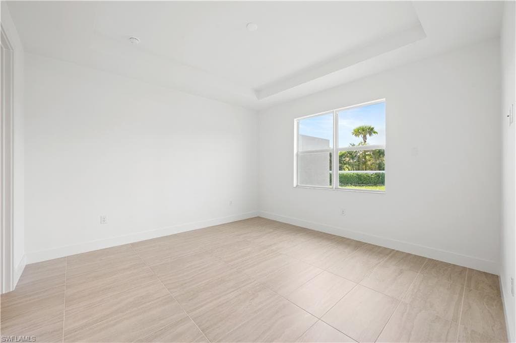8913 Oceana Way, Naples, FL 34114-11