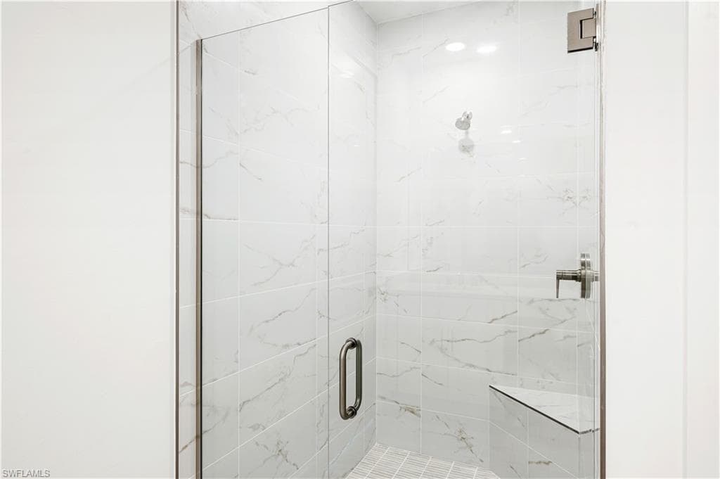 8913 Oceana Way, Naples, FL 34114-13