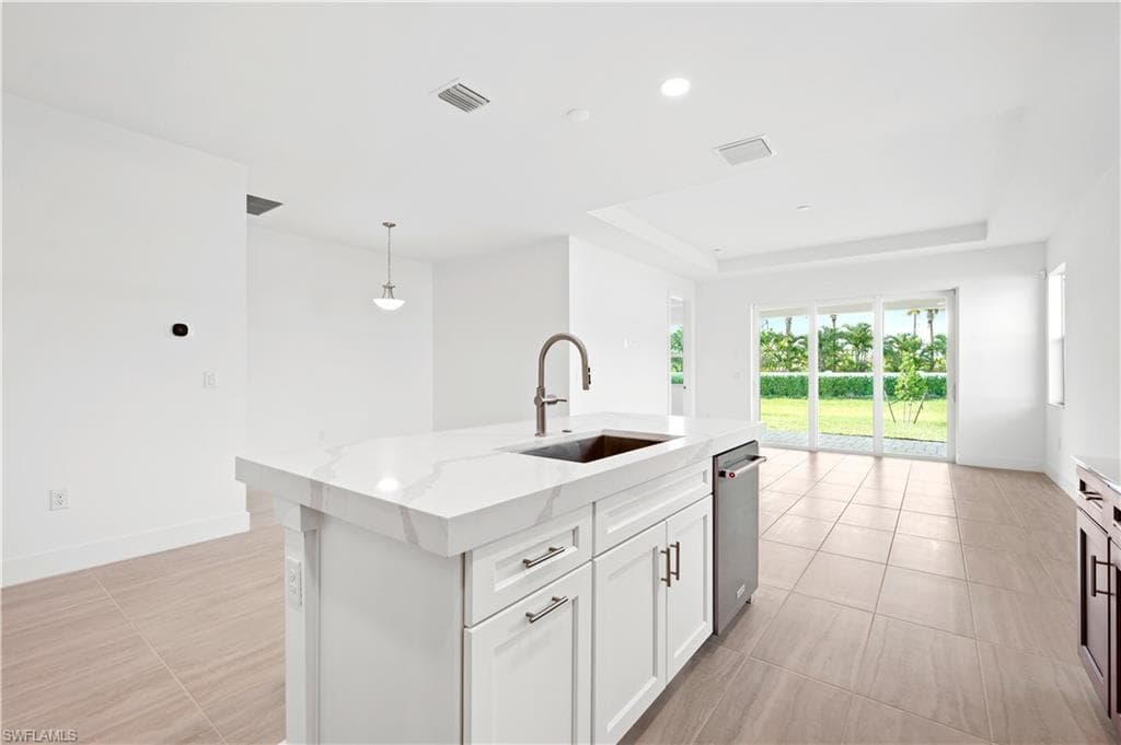 8913 Oceana Way, Naples, FL 34114-3