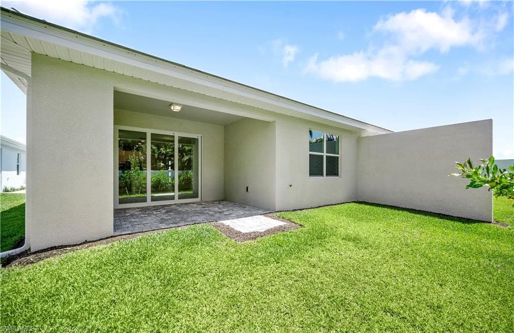 8865 Oceana Way, Naples, FL 34114-8