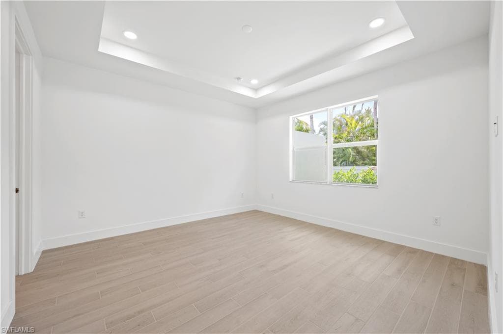 8865 Oceana Way, Naples, FL 34114-11