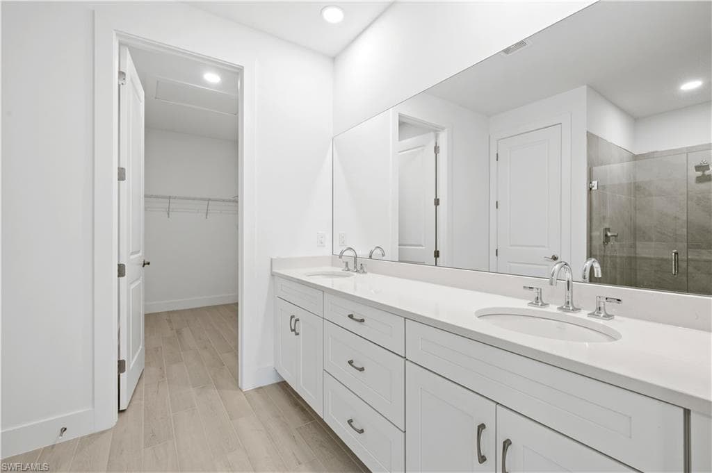 8865 Oceana Way, Naples, FL 34114-12