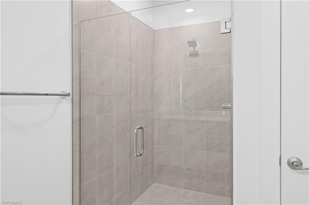 8865 Oceana Way, Naples, FL 34114-13