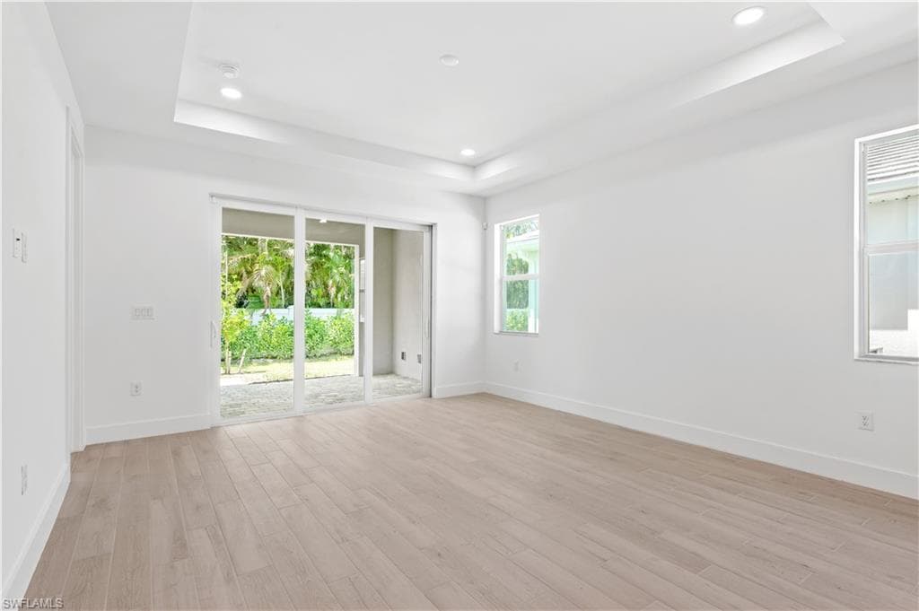 8865 Oceana Way, Naples, FL 34114-7