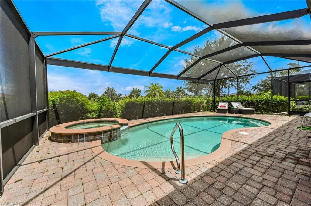 3738 Treasure Cove Cir, Naples, FL 34114-27