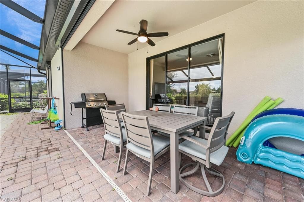 3738 Treasure Cove Cir, Naples, FL 34114-29