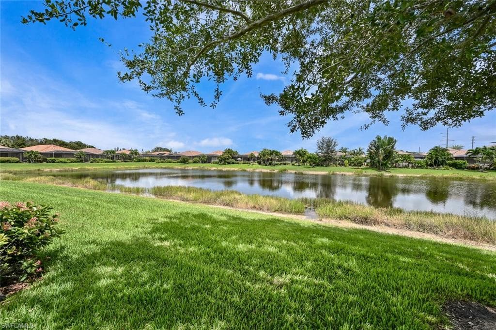 3738 Treasure Cove Cir, Naples, FL 34114-31